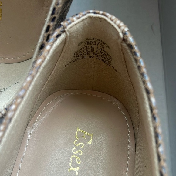 NEW IN BOX Essex Lane EL-ALEANOR Tan Multi Fashion Snake Flat Loafers 7 - Picture 11 of 13